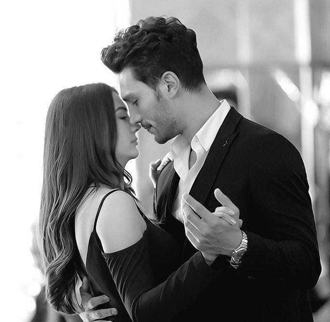 Ana_SzC's tweet photo. 𝓢𝓱𝓸𝔀 𝓶𝓮 𝓼𝓵𝓸𝔀𝓵𝔂 𝔀𝓱𝓪𝓽 𝓘 𝓸𝓷𝓵𝔂 𝓴𝓷𝓸𝔀 𝓽𝓱𝓮 𝓵𝓲𝓶𝓲𝓽𝓼 𝓸𝓯 ...
𝓓𝓪𝓷𝓬𝓮 𝓶𝓮 𝓽𝓸 𝓽𝓱𝓮 𝓮𝓷𝓭 𝓸𝓯 𝓵𝓸𝓿𝓮...
#askmantıkintikam #EsZan 
#BurcuÖzberk #ilhanşen https://t.co/2vsC9zcHqJ