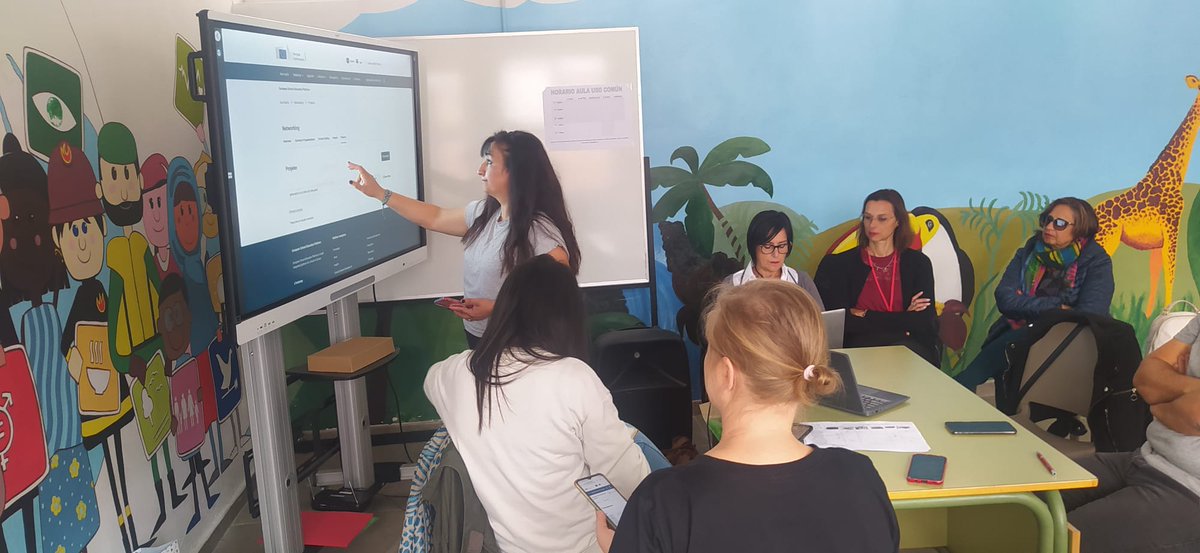 🇹🇷🇪🇸İspanya öğrenci hareketliliğimizde iklim değişikliği ve yenilenebilir enerji çalışmaları öğrencilerce  sunuldu.Aynı adlı <a href="/tretwinning/">eTwinning Türkiye</a> projesi değerlendirildi.
<a href="/tcmeb/">Millî Eğitim Bakanlığı</a>
<a href="/ABBaskanligi/">T.C. Dışişleri Bakanlığı Avrupa Birliği Başkanlığı</a> <a href="/ulusalajans/">Türkiye Ulusal Ajansı 🇹🇷 Turkish NA</a>
<a href="/1Havaikmal/">1. Hava İkmal Bakım Merkezi İlkokulu</a>
<a href="/EskisehirMem/">Eskişehir İl Milli Eğitim Müdürlüğü</a>
<a href="/odunpazarimem/">odunpazarımem</a>
<a href="/COLEGIOPEDROI/">CEIP PEDRO I</a>
<a href="/one_climate/">One heart for the climate for our future</a>
<a href="/ErasmusWater/">Turkey Erasmus Plus Water-Friendly Schools</a>