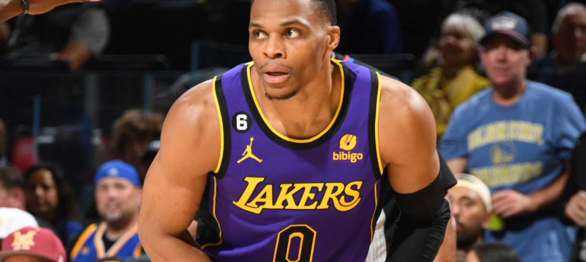 Darvin Ham abre jogo sobre estratégia com Russell Westbrook. lakersbrasil.com/site/noticias/…