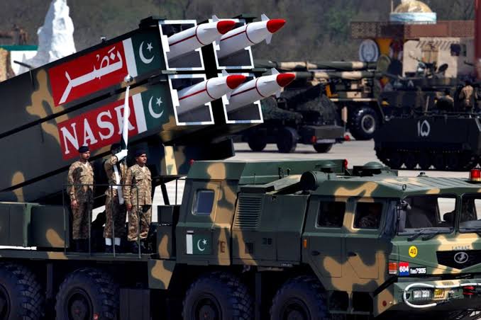 AhmerShabbirPAK's tweet image. پاکستان نے ایٹمی طاقت بن کرپاکستان اور اہل اسلام کا سر فخر سے بلند کردیا
#StopAttackingPakistan
Democrats 
DNC
Pakistan Zindabad
@POTUS
@JoeBiden
@ShaheerSialvi
@YesPakistan12
@Team_JNP
@Ashy_Gull_