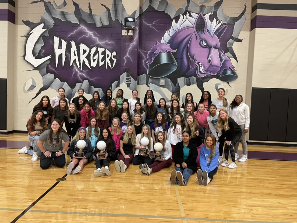 DLJHLadyCharger's tweet photo. A few pics from our Walk of Champions this morning. Congratulations! @LeamanJH https://t.co/mUgxgCRNEh