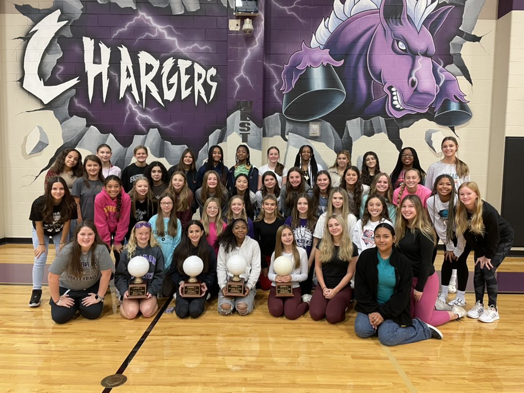 DLJHLadyCharger's tweet photo. A few pics from our Walk of Champions this morning. Congratulations! @LeamanJH https://t.co/mUgxgCRNEh