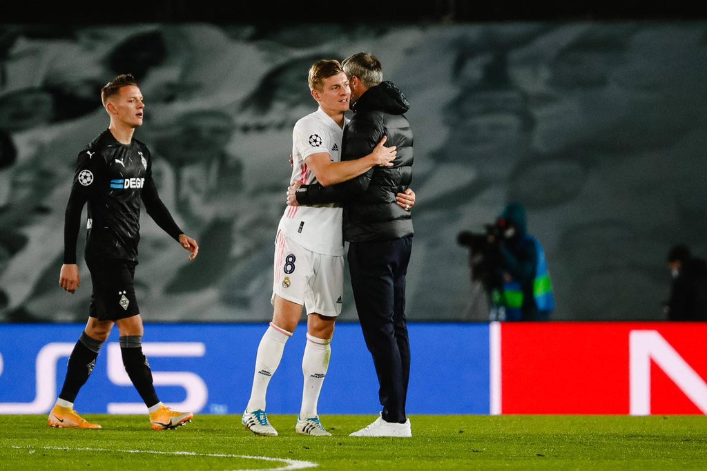 ToniKroos's tweet photo. Einfach mal Luppen mit Marco Rose!

Spotify: https://t.co/XLBl5ohUkD

Apple:  https://t.co/iQhnCIarbu

Viel Spaß ✌🏼 https://t.co/63Na6ASkbJ