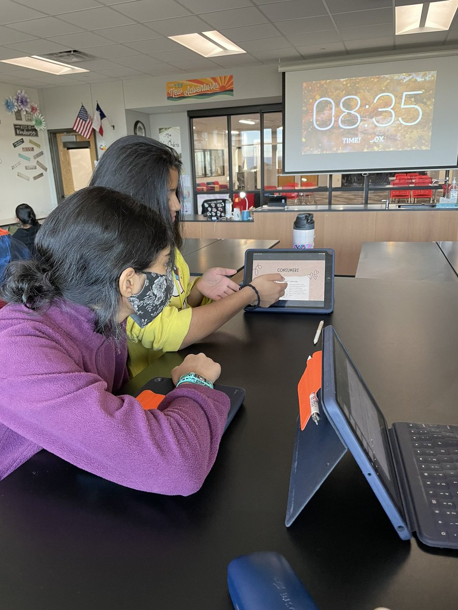 CISD_MsTackett's tweet photo. When you put learners in the driver’s seat as “teachers”, it’s incredible to see what they create and share with each other! #flippedclassroom #studentteachers #coppellisd #westfam @CMSWestWrangler https://t.co/vaUquMukWl