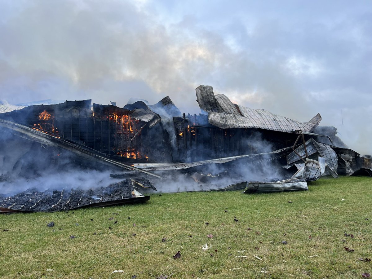 Mulmur Melancthon fire is currently on scene of a barn fire in Melancthon township. Mutual aid assistance from Shelburne Dundalk and Clearview Fire. No injuries only property damage at this time