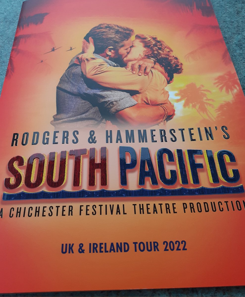 This afternoon I was transported from a wet miserable Nottingham to the sunny wonderful #SouthPacific  <a href="/RoyalNottingham/">TRCH</a> <a href="/southpacshow/">South Pacific</a> Outstanding performances from all, I loved every second .Thanks to all for a wonderful afternoon.  <a href="/Gina_Beck/">Gina Beck</a> #JulianOvenden           💋❤🤩👏👏