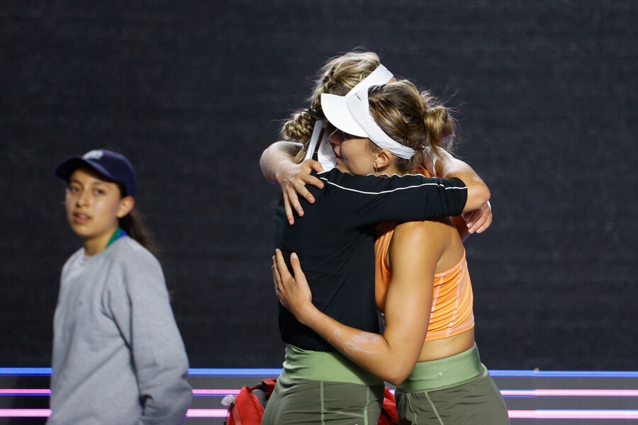 🗓️Con su retirada en #WTAGuadalajara, Paula Badosa finaliza un difícil 2022 🏆1 título (Sydney) 🇦🇺Open Australia (octavos) 🇫🇷Roland Garros (3ª ronda) 🇬🇧Wimbledon (octavos) 🇺🇸US Open (2ª ronda) 📹rtve.es/play/videos/te…
