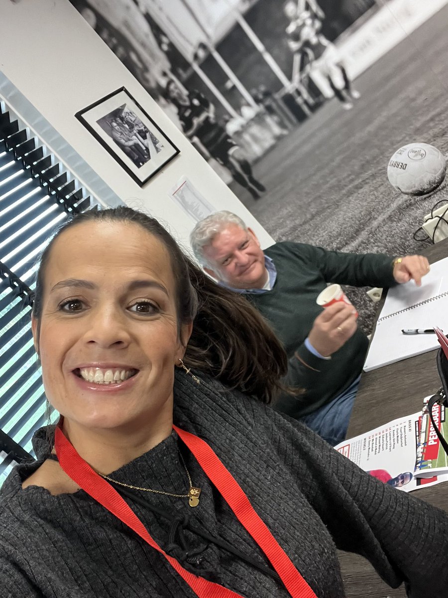 Rene van den Berg tweet media