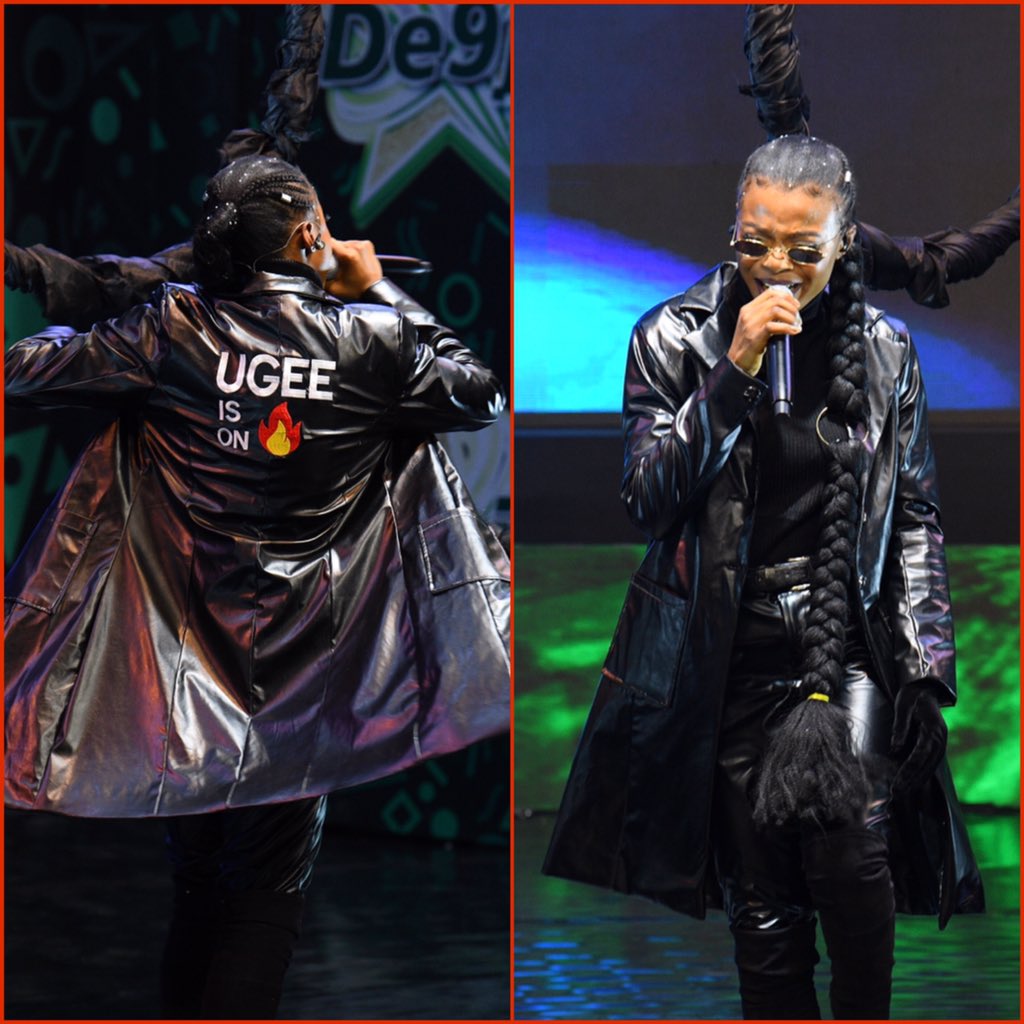 ⛔️ Caution ⚠️ 
She is on 🔥🔥🔥🔥 ⛔️
#dth