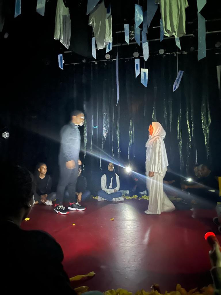 DramaLPS's tweet photo. Careers In Theatre @HalfMoonTheatre 🎭 #BeProfessional #BeKnowledgeable @langdon_park https://t.co/WvJ4pjajWN