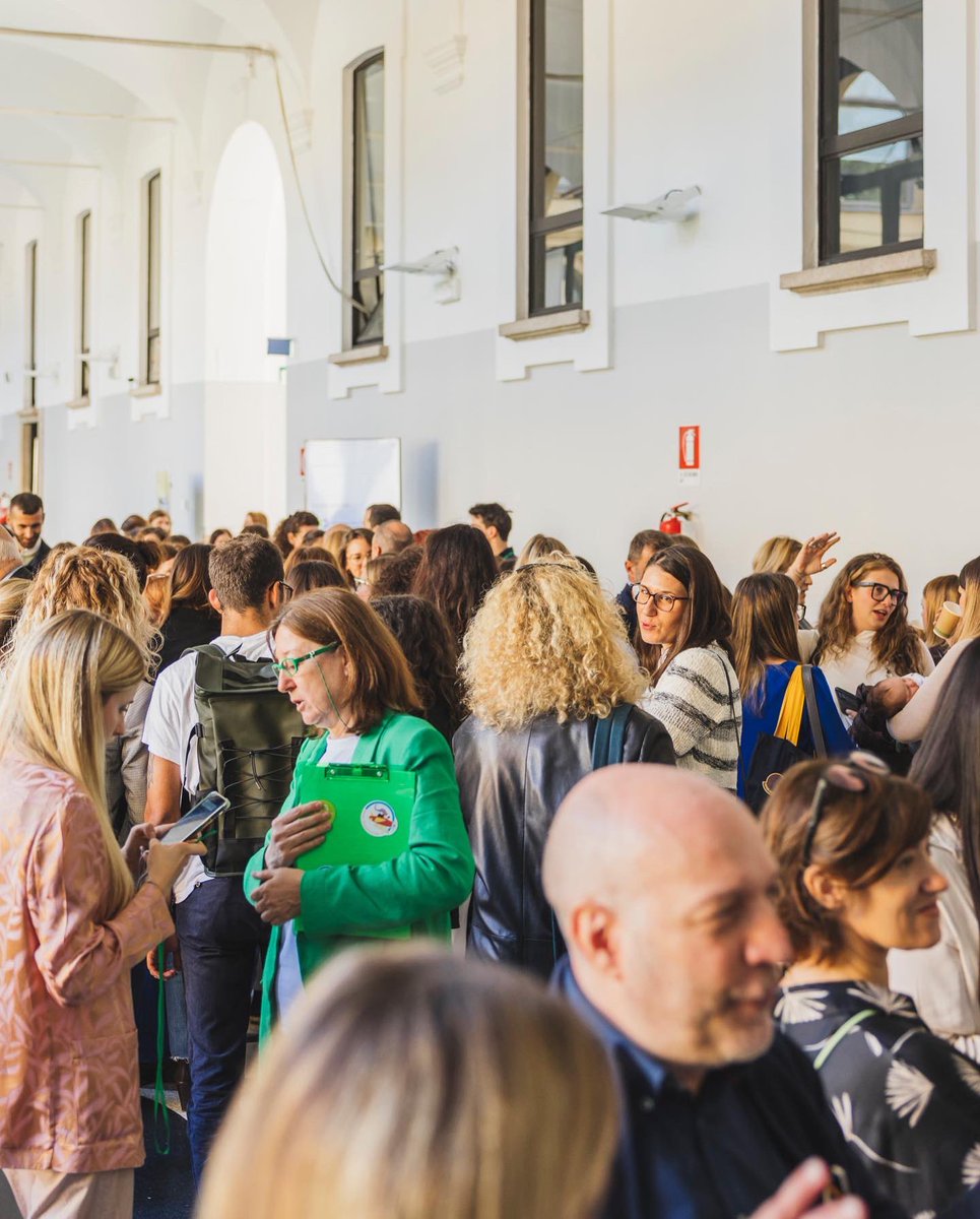 #Momketing 2022 è tornato in presenza! Ieri abbiamo vissuto di nuovo l'emozione di un evento dal vivo: 22 relatori e oltre 200 partecipanti per la nostra conferenza B2B dedicata al digital marketing rivolto alle famiglie.