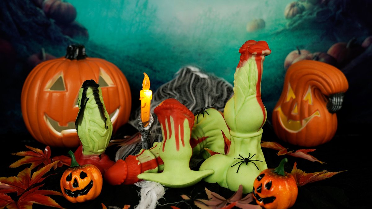 ToysJuliet's tweet photo. Halloween giveaway🎃
🎁Giveaway:
🐶IPONY - You can choose any size (MINI-XXL size) - Halloween limited color (2 winners)

📢How to win:
1. Follow @ToysJuliet
2. Like &amp; RT

⏰Ends Oct. 31st

📢Halloween Sale - 20% OFF Sitewide!!
🔗Please check our website:https://t.co/S2ClrxrZF9 https://t.co/IWiWIs2fAM