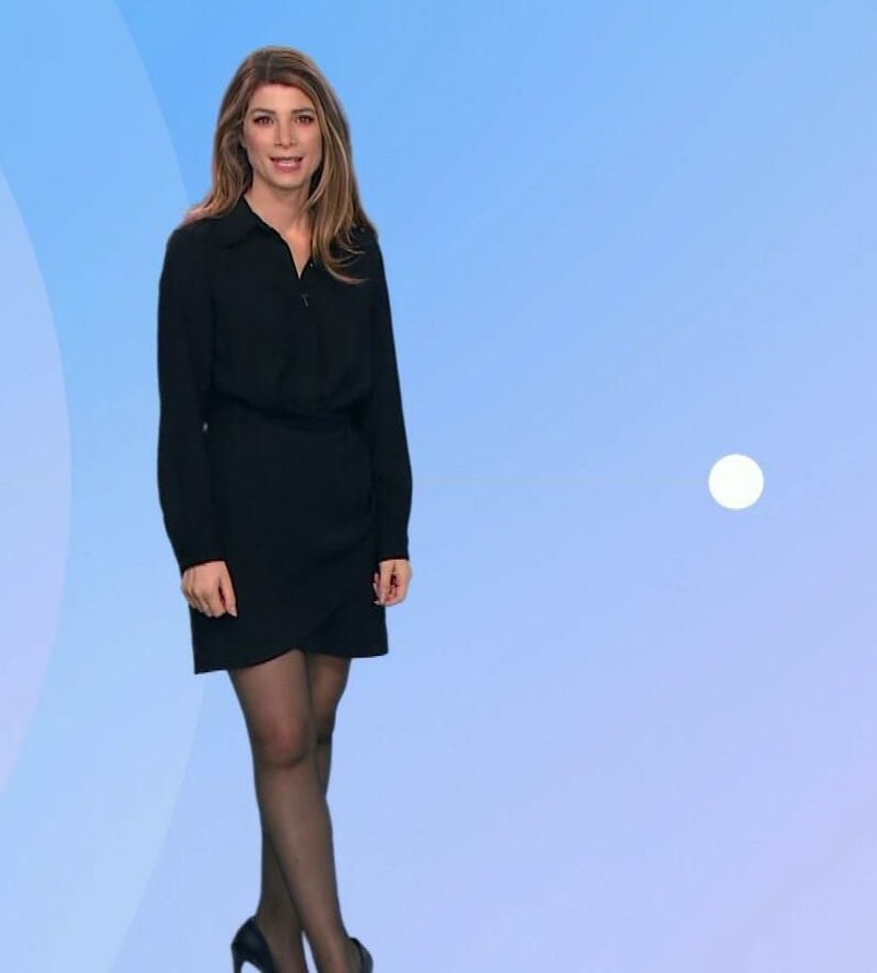 TaniaKrokie's tweet photo. #JeudiConfession #ChloeNabedian tout simplement divine dans cette #minirobe #sexy elle vas nous habitués a présentée la #météo en superbe #gambettes l’audience et bonne et sera sur @France2tv #météo du 20/10/2022 ! #jeudisourire #JeudiPhoto
vidéo 👉 https://t.co/IZ79XO5b5L https://t.co/r6IIFDrXf0