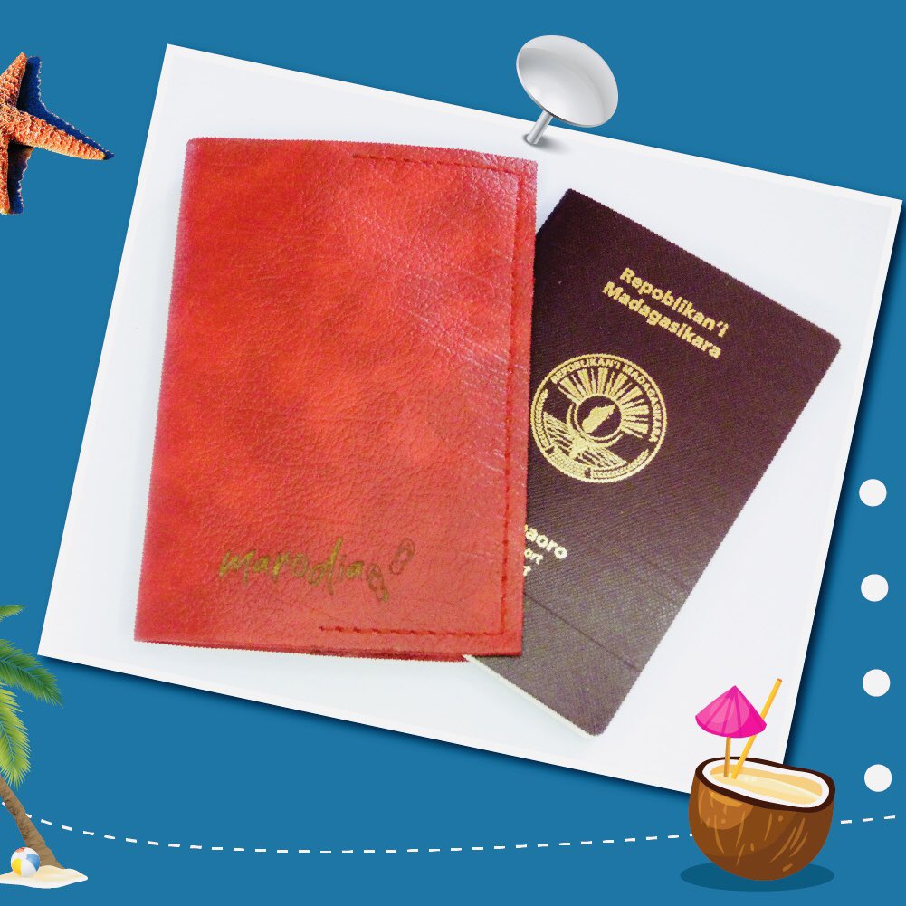 ASoayarta's tweet photo. Commandez votre Karibo, la couverture passeport qui vous accompagne durant votre voyage 🛩 https://t.co/W6RmE0Rr2F