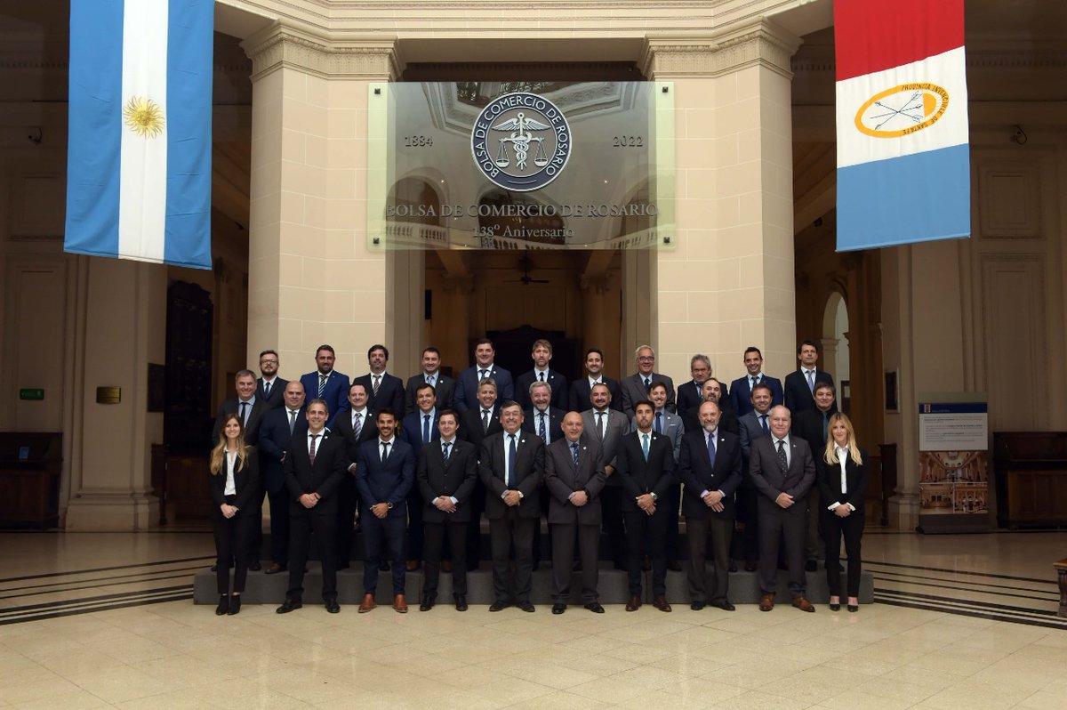CamArbitralRos's tweet photo. ➡️ CÁMARA ARBITRAL DE CEREALES DE ROSARIO | Cada año, la imagen que nos representa: los debates enriquecedores, el trabajo en equipo, la visión a futuro y el compromiso con la institución, desde hace 123 años 👏 https://t.co/s8B78d3dHY