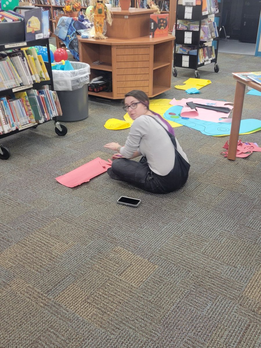 BalounKelly's tweet photo. Even our families are helping to gear up for ROCK YOUR SCHOOL DAY @DreamLakeApopka @OCPS_PFE #CDLocps #impactCDL #engagement #bestdayever https://t.co/frWYecWwuO