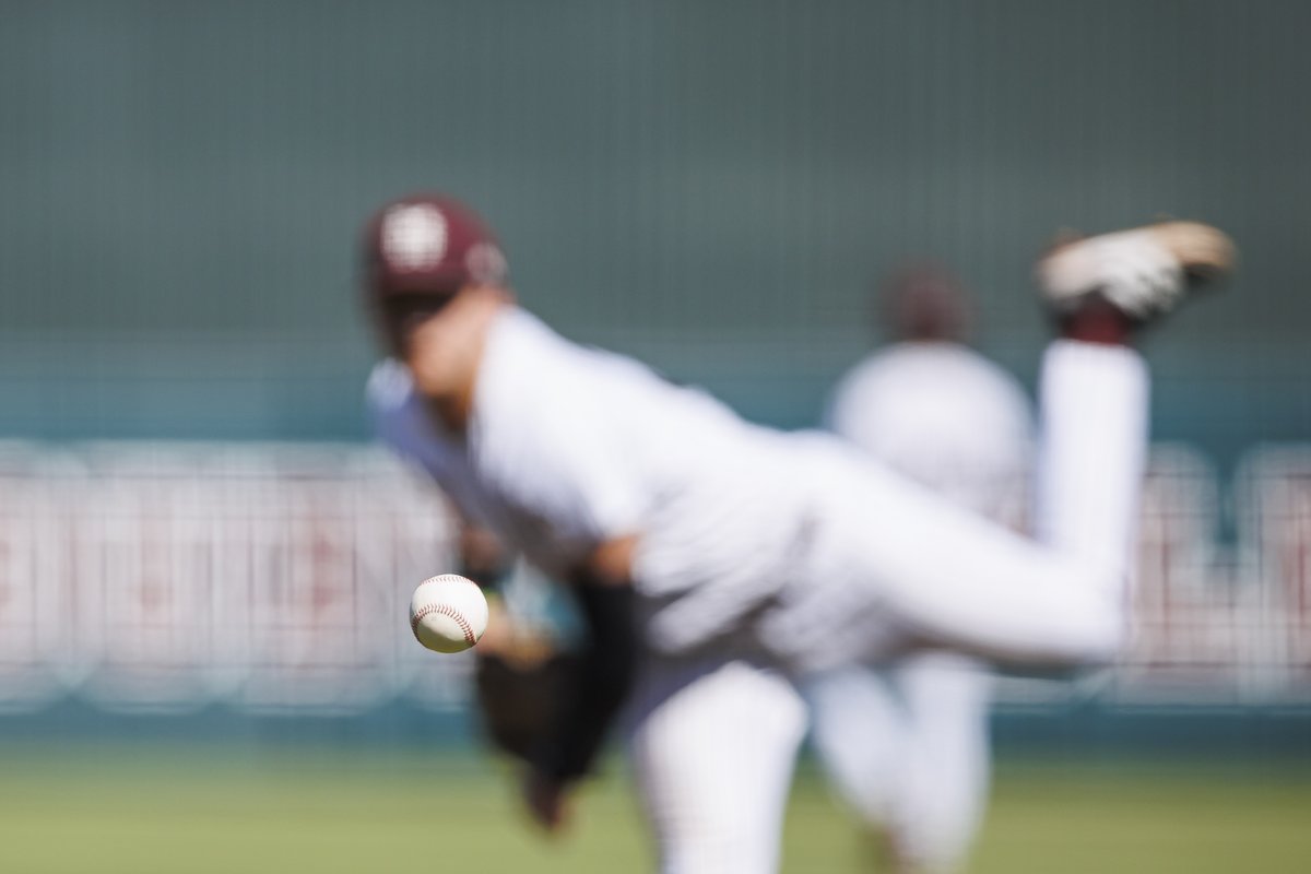 The Diamond Dawgs are heading to Tuscaloosa on Friday for some fall ball action! First pitch is set for 6 PM at Sewell-Thomas Stadium. Admission to the exhibition is $5 with tickets available to purchase at the gate. 𝑴𝒐𝒓𝒆 𝑰𝒏𝒇𝒐 👉 hailst.at/3THMKiV #HailState🐶