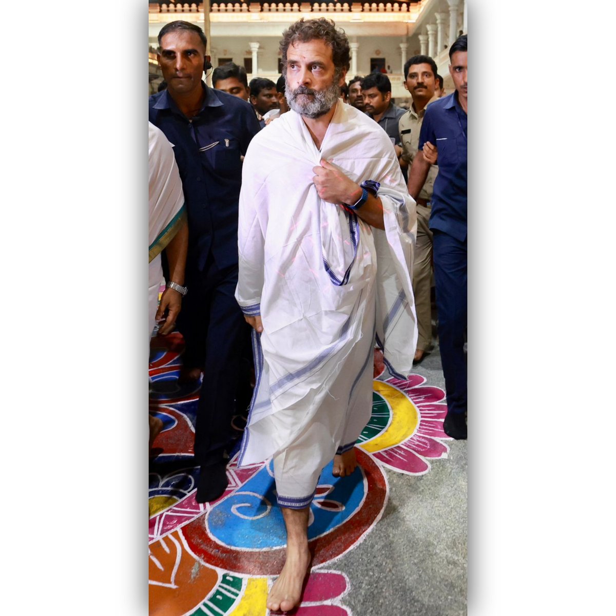 srinivasiyc's tweet photo. “साँच बराबरि तप नहीं, झूठ बराबर पाप, 
जाके हिरदै साँच है, ताकै हृदय आप” https://t.co/LU0O1h7Svb