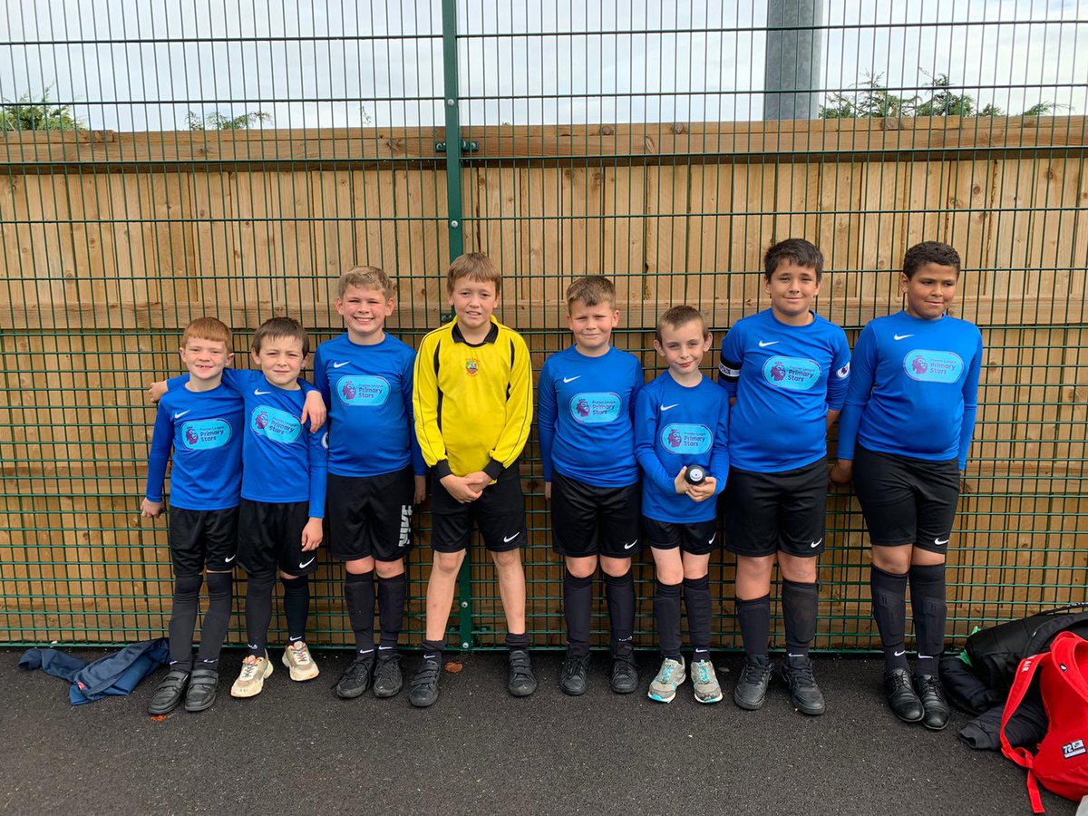 ESFA Small Schools Tournament:

The boys made the short journey to Longwell Green FC and loved their morning out.

They won 2-1 against Redfield Edge, drew 0-0 to The Manor and Wick, and lost 1-0 to Barley Close!

#TeamParkwall