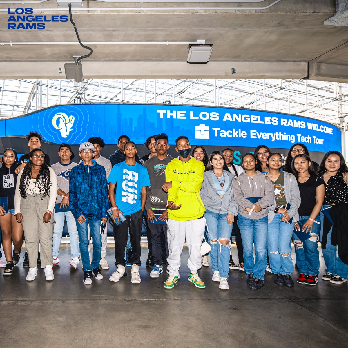 RamsNFL's tweet photo. "My hope is that you get sparked and inspired."

@Bwagz hosted LA students at Roc Nation, a panel with Google + more during his Tackle Everything Tech Tour.