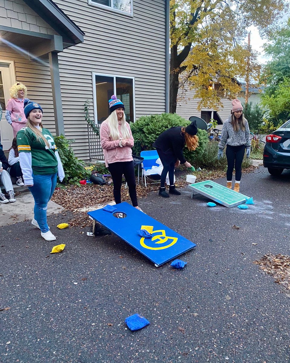 Here’s a little recap of our Fall Cornhole Tourney last week! 🎃🌽 

Socials are a great way to connect with our fellow members, so make sure to mark your calendars for future events!👻 #uwecama #ama #marketing