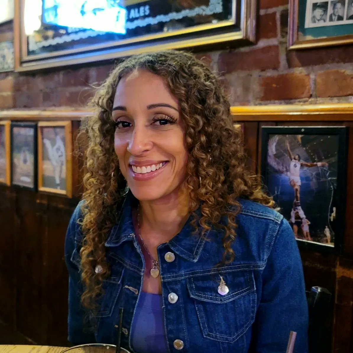 _TracyConaway's tweet photo. 9 hours until the first cut in the FabOver40 competition! https://t.co/nBhiRvnWLF https://t.co/YqhLecNuKs