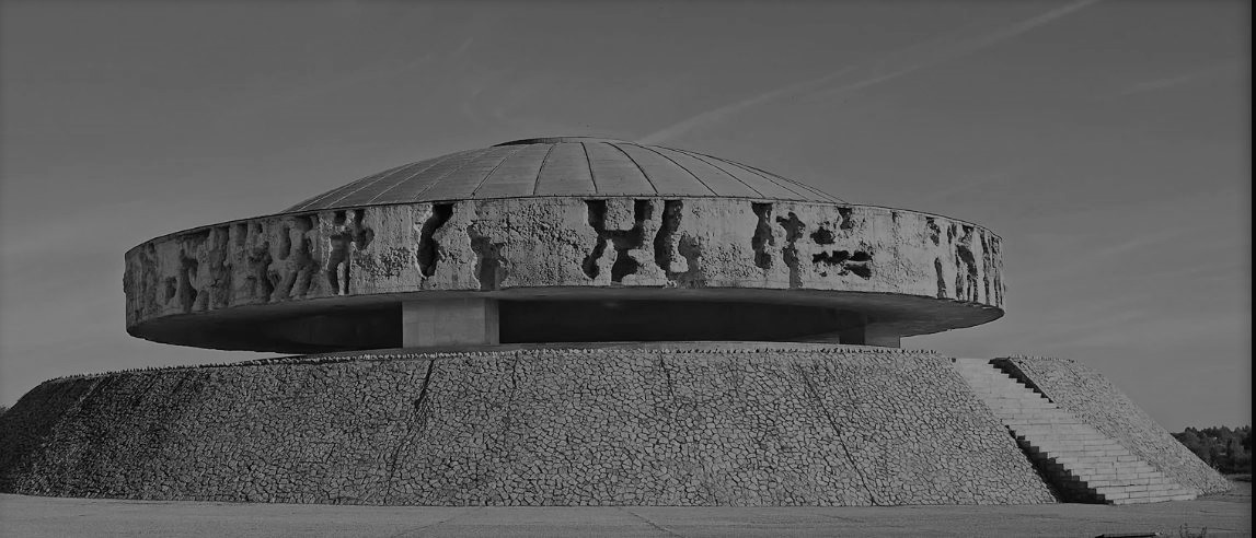 Formación Profesorado. Proyecto educativo. Shoá. Próxima semana comenzará el seminario, Espacios de memoria del Holocausto. Un enfoque interdisciplinar <a href="/fcjecom/">FCJE</a> <a href="/YadVashemSpain/">Yad Vashem España</a> <a href="/cjm_es/">Comunidad Judía de Madrid</a> <a href="/mundosefarad/">Mundo Sefarad 🇮🇱</a> <a href="/eurojewcong/">European Jewish Congress</a>  <a href="/SefaradIsrael/">Centro Sefarad-Israel</a> <a href="/RadioSefarad/">Radio Sefarad</a> <a href="/IsraelinSpain/">Israel en España 🇮🇱</a> <a href="/CEFIREambitHiS/">Àmbit Humanístic i Social</a>