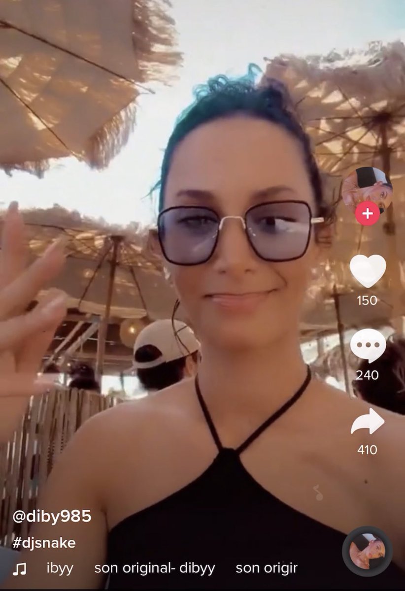 TataYoyo_1ere's tweet photo. La tueuse qui s'affiche sur TikTok sur des belles plages, avec des belles fringues. Elle avait reçu une OQTF après un vol en avion.... Ils ont quand même la belle vie les étrangers en situation irrégulière en France ! Elle vivait de quoi ?
#lola12ans #Dahbia https://t.co/hT3Mcnn0RM