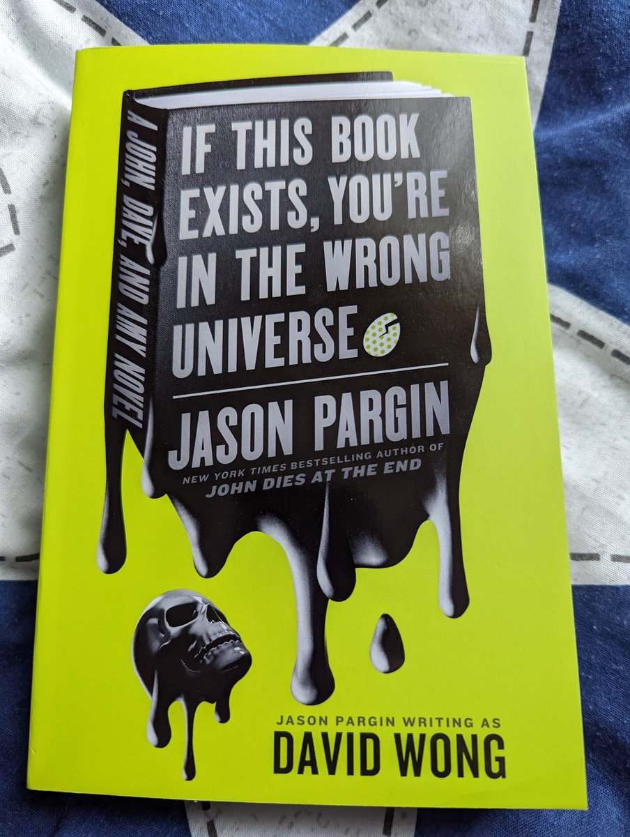 HylianGS's tweet photo. I love the people in this book and every book they're in. They're da filthiest. #JDatE #WrongUniverse https://t.co/N2l00oLNVW