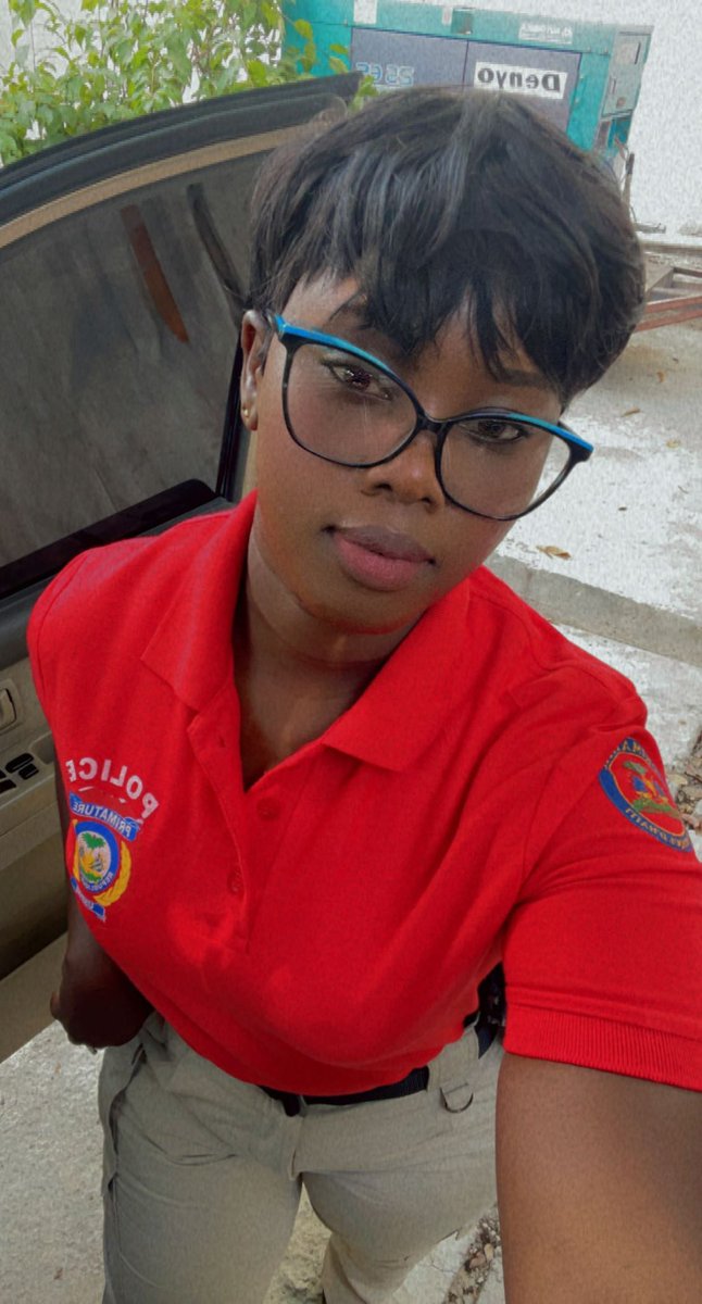 L y n e🌴🍫 tweet media