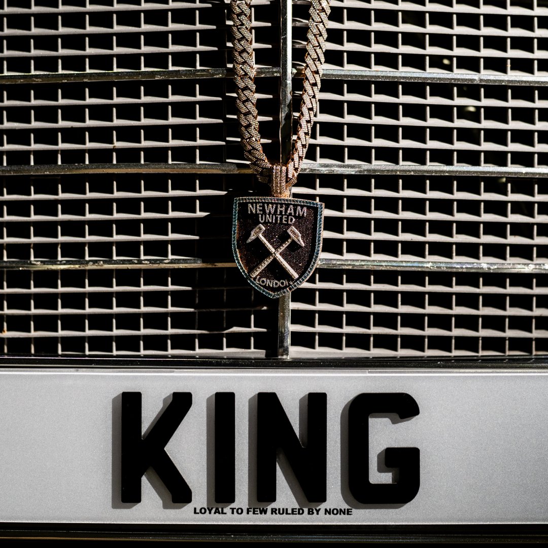 kingapparel's tweet photo. Born in Newham, made for the UK ๐โโโโโโโโ
โโโโโโโโ
'THE DROP' ft KING x @MRMORRISSON - coming soon.โโโโโโโโ
โโโโโโโโ
#thedrop #mrmorrison #king #staytuned https://t.co/xLWOCK6imB