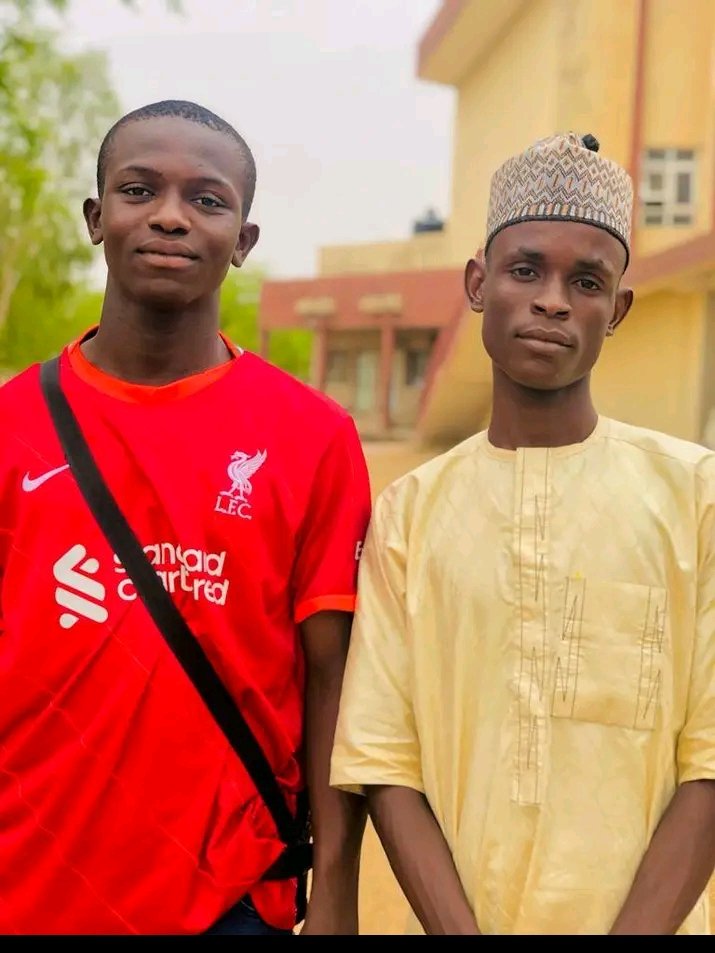 MuhammadLawanR8's tweet photo. School life is better than ghetto life https://t.co/emRpolgH6U