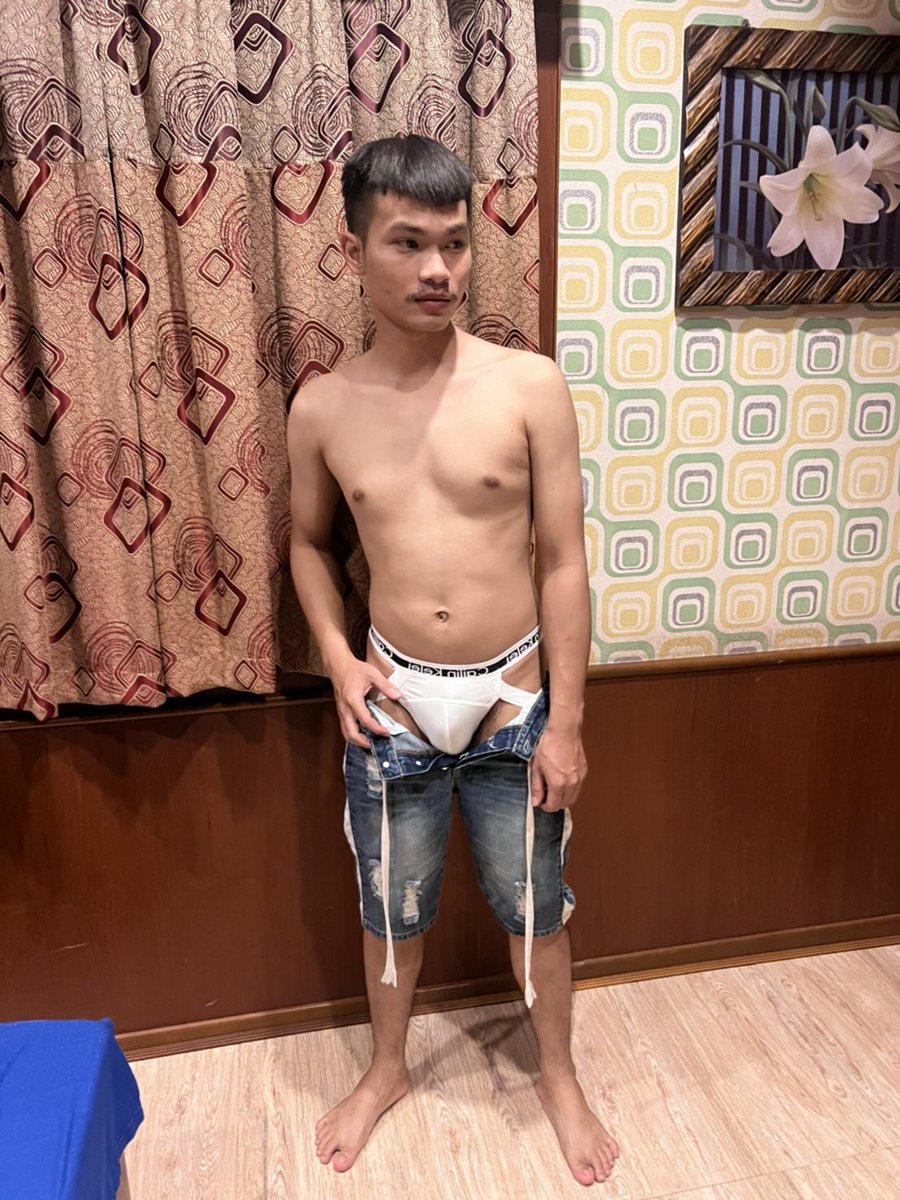 เหมือนเด็กรับงานเลย 55 #ฟรีนะครับ  
 นัดเย็ดโคราช
