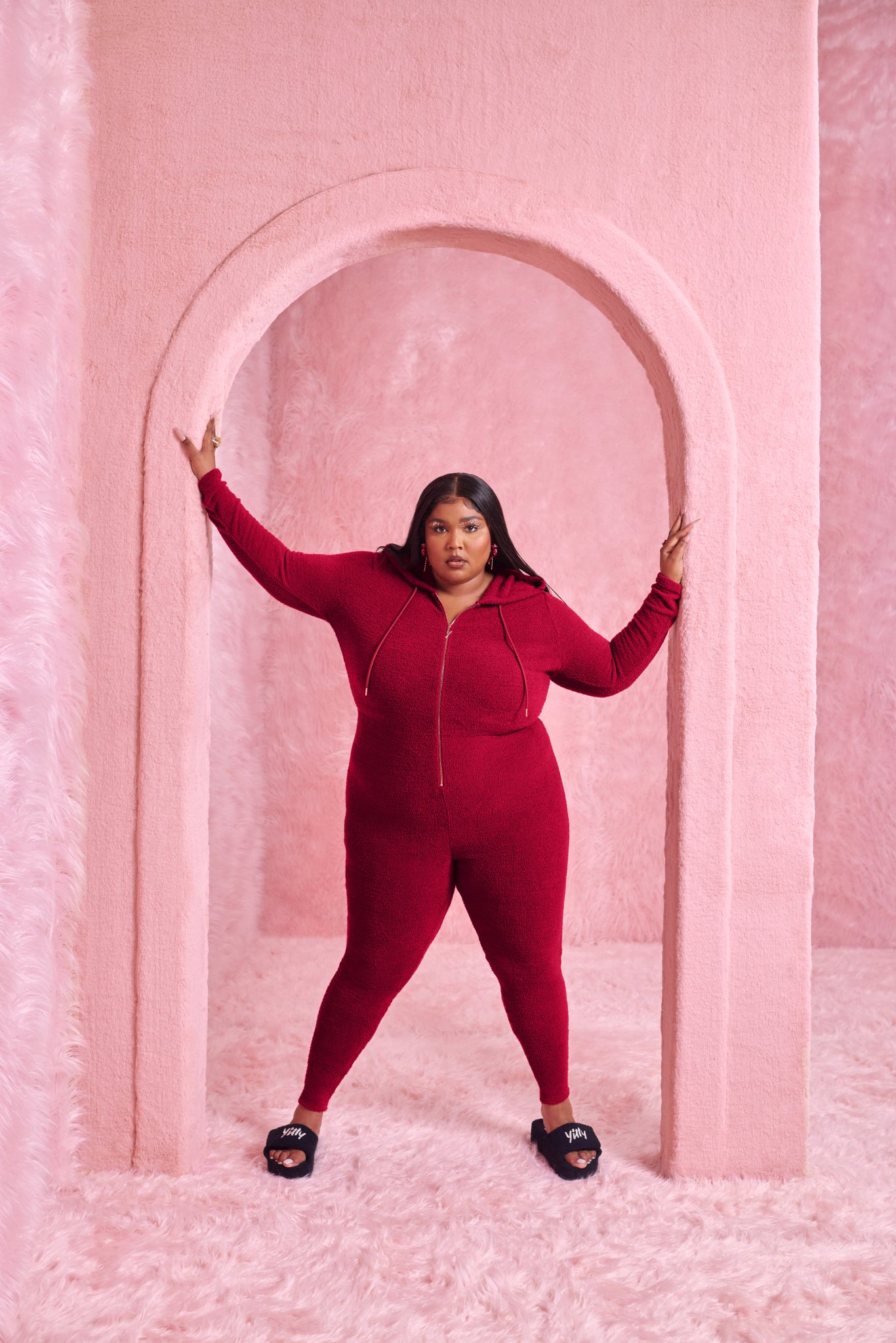 YITTY on X: ❤️‍ The Pet Me Heart Pocket Onesie ❤️‍ Snatched in a onesie?!  Yup. We do originality. This one-and-done baddie serves soft and cozy with  sexy vibes. Put a little love in the heart-shaped back pockets ❤️ GET IT  FOR YOU AND GET IT FOR