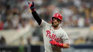 mikeabadir's tweet photo. LIVE RADIO! Every Thurs at 4pm PT/7pm ET! 
...and on Demand!

Today, Jamil @PopDibiase &amp; I talk #MLB #ALCS &amp;  #NLCS:

• #Yankees #Astros
• #Padres #Phillies
• #NFL #Week7 #NFLPicks
• #NBA picks

@VoiceAmVariety
📻 Link to Listen LIVE or On Demand👇🏽
https://t.co/N7ubjAN1Ua https://t.co/KGUyCxu73n