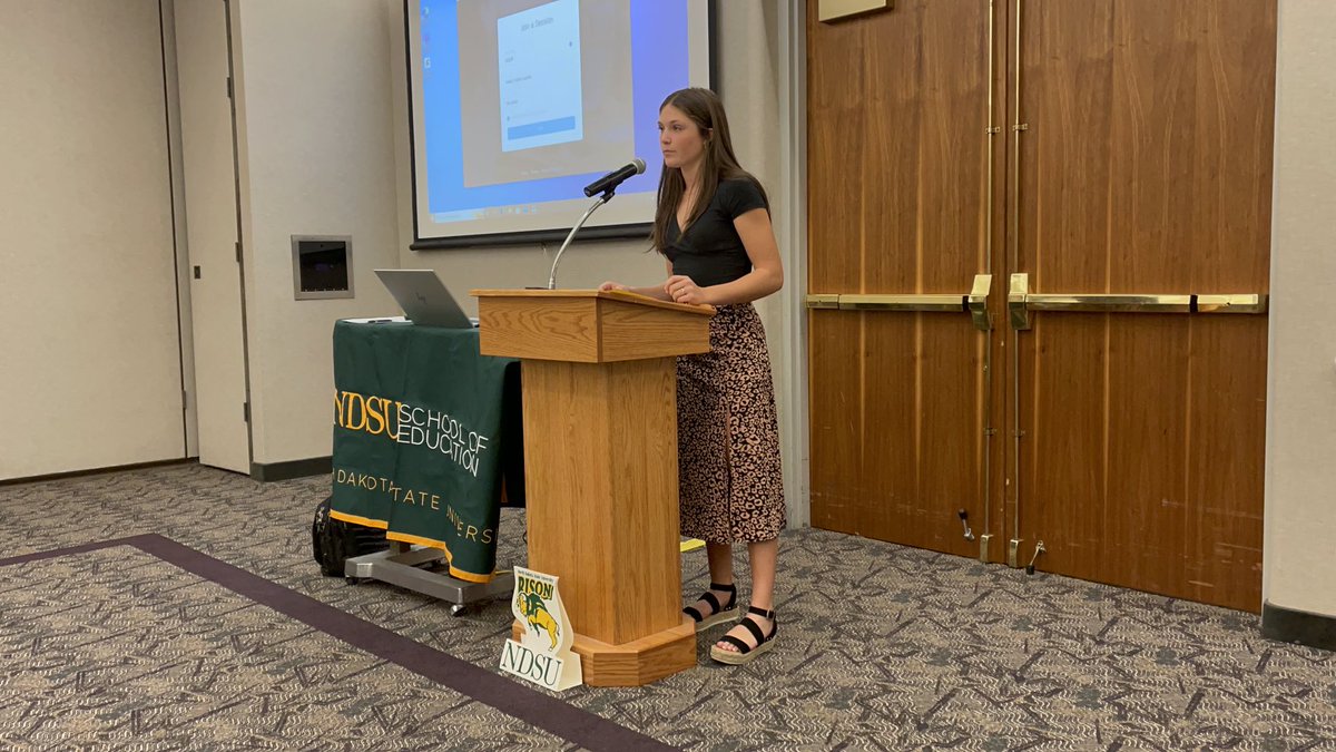 NDHSAA/Farmers Union Distinguished Student Bayley Scott delivered a keynote address during the NDHSAA’s October 20 Membership Meeting in Bismarck #ndhsaa #ndpreps