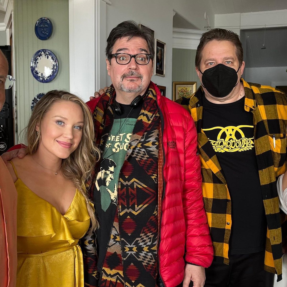 Here's a great photo from Season 6 - the great Laci J. Mailey (Jess), Phoef &amp; myself! The season had many challenges - on camera talent w/ multiple pregnancies, Covid &amp; bad weather. But we got through it w/ our amazing cast &amp; crew! Thanks to the fans for the HUGE finale ratings!