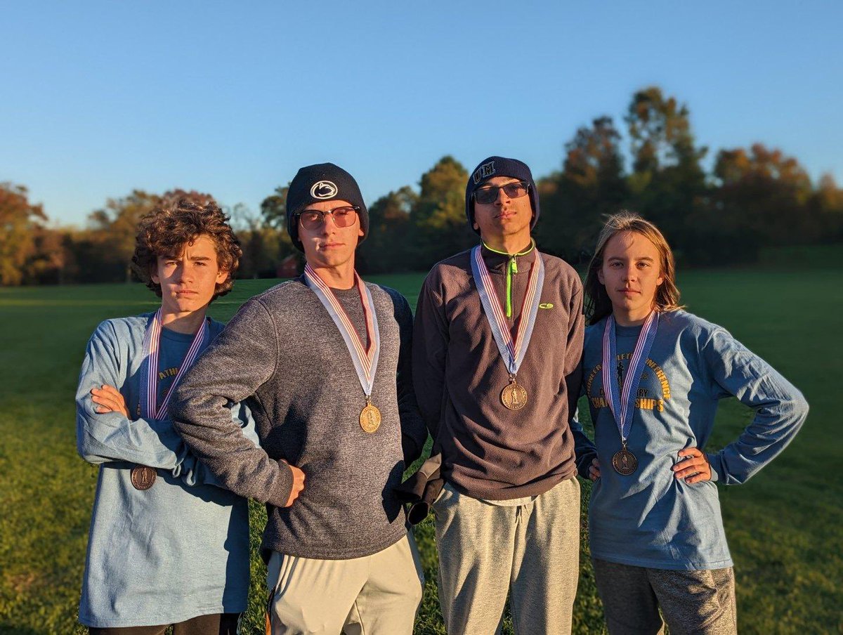 Great showing at the PAC League meet today! Congrats to our four medalists in the varsity races - Dante C, Charlie H, Anthony T, and Amelia D. Our first medalists since 2019!