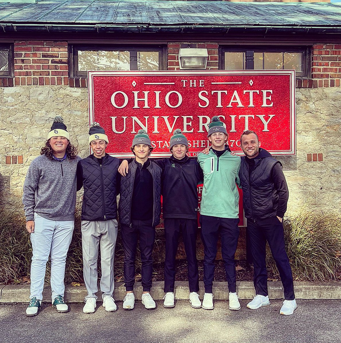 Go time tomorrow!

🏆 OHSAA State Golf Tournament
📅 Round 1, Friday // Round 2, Saturday
⏱ 10:50am // #1 Tee
📍 OSU Golf Club, Scarlet Course
🎟 ohsaa.org/tickets

#GoCelts || #COMPETE