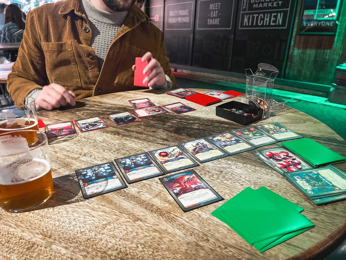 When your London you gotta play some #KeyForge! <a href="/callofdiscovery/">Call of Discovery, a KeyForge podcast</a> &amp; <a href="/HFFSpodcast/">HFFSpodcast</a> IRL collaboration!