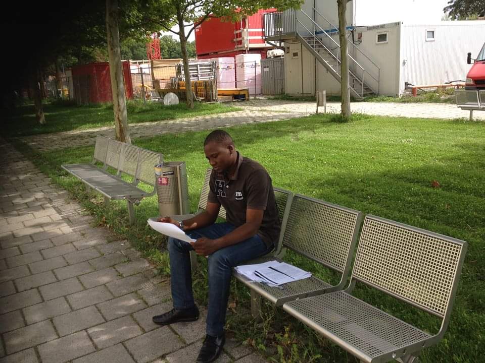 ShcolarAbdul22's tweet photo. I remember when I was a university scholar (better by far) https://t.co/bQl08bkHS1