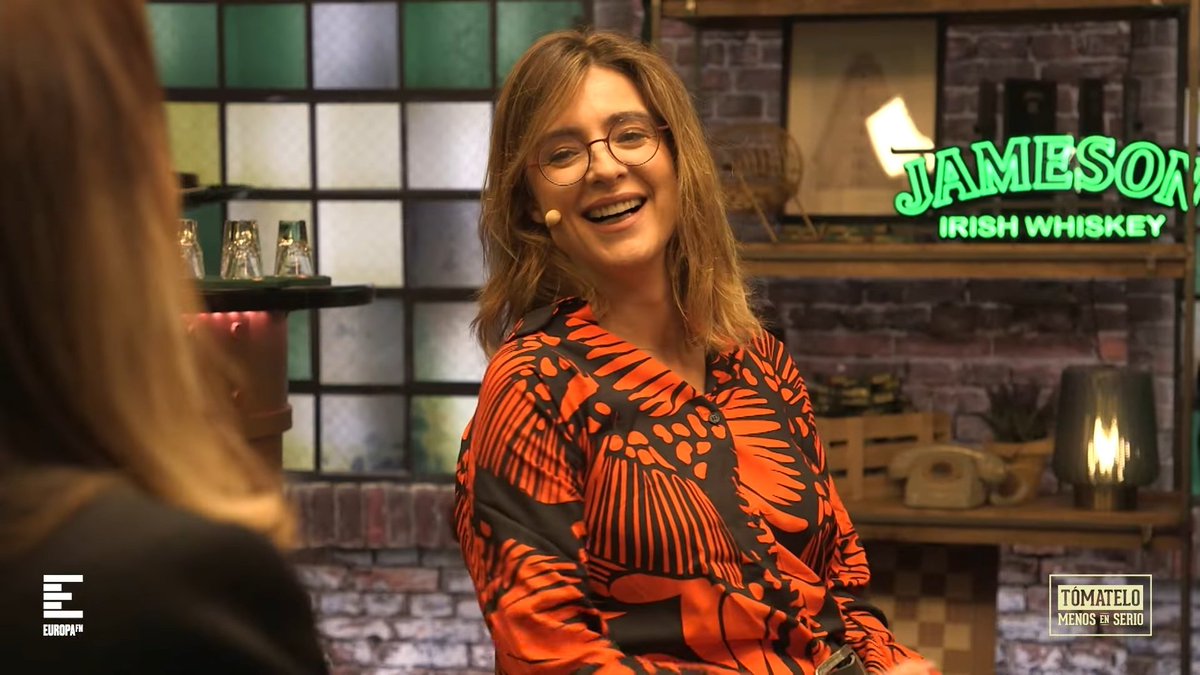 televisivok's tweet photo. ¿Sandra Barneda tiene contrato de cadena? Estuvo en Espejo Público y ahora en el nuevo programa de la nueva Europa FM con Chenoa (que por cierto ME ENCANTA)
PD: Acertadísimo el rumbo que está tomando la radio de A3M, una radio más fresca, moderna y variada 👏
#TMESSandraBarneda https://t.co/yt5VKpawEj