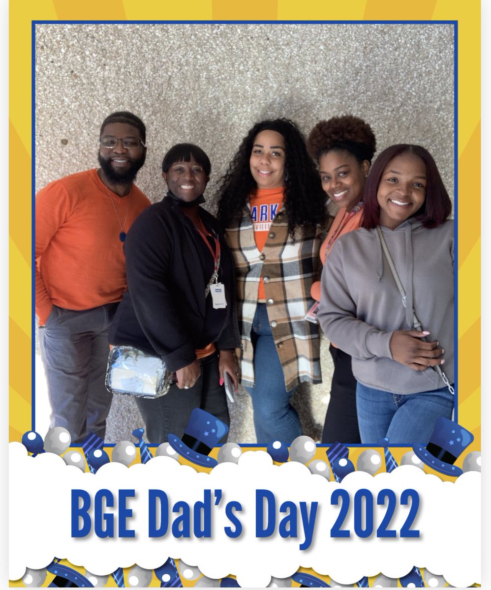 Briargate’s “Fathers Bring Your Child to School”! Briargate Dads and Father figures were all invite to walk their children to the front doors of school. The engage in breakfast, a photo with their children, and an informational pamphlet. @BGE @FortBendISD