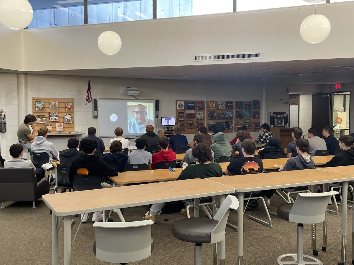 cperrino71's tweet photo. Thank you to 3x Super Bowl Champ  and former @dallascowboys, @darrenwoodson28 for taking the time to speak to our guys and share some great messages!! @smithtownwestfb @SmithtownCSD @StownAd https://t.co/4uO8Ihu0q0