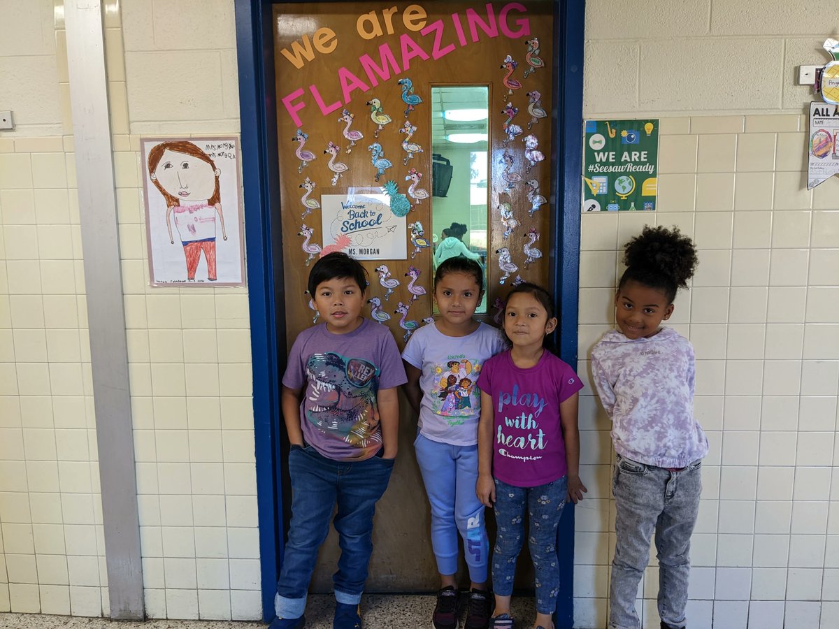 saundersnnps's tweet photo. There were people wearing purple as far as the eye could see today at Saunders!
#STANDNNPS #NationalSpiritDay #NNPSProud https://t.co/mGZ1KWuUfP