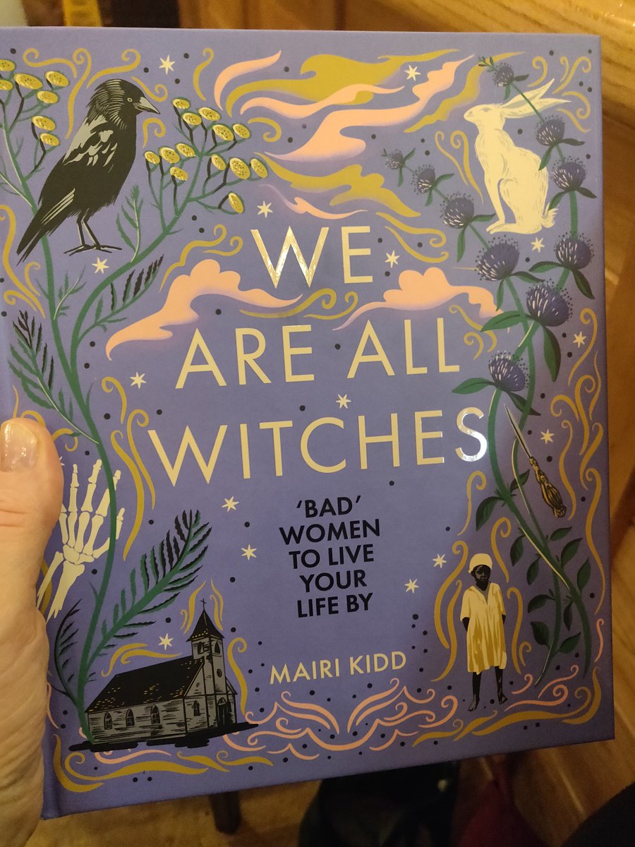 Fantastic book launch tonight for this gem by @Nighneag 🧙✨ at @PortyBooks with @zoevenditozzi interviewing. I can't wait to read these powerful stories about the Scottish women accused of witchcraft. ✨✨