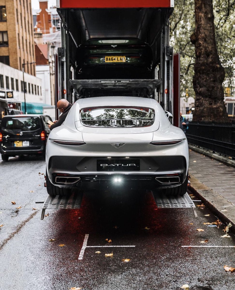 LuxuryCars365's tweet photo. Bentley Batur ♠️ https://t.co/L1DQukIUef