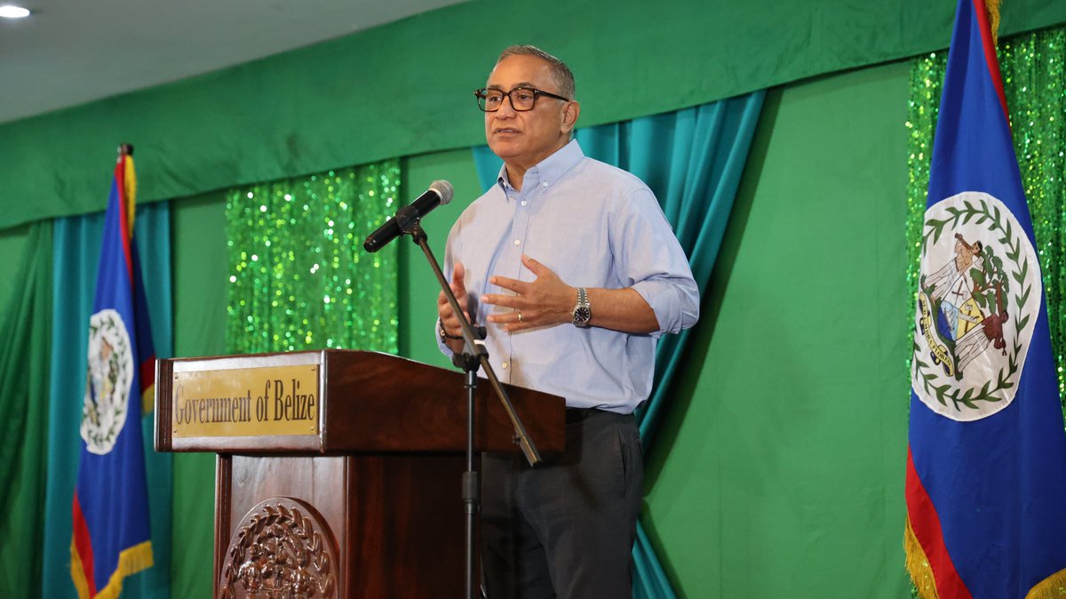 bbfpunitbze's tweet image. Yesterday, October 19th, Belize celebrated the delivery of its 3rd Milestone under the Blue Loan Agreement and the Conservation Fund Agreement by launching its Marine Spatial Plan officially named “Belize Sustainable Ocean Plan.”  

See more photos at flic.kr/s/aHBqjAbRcc