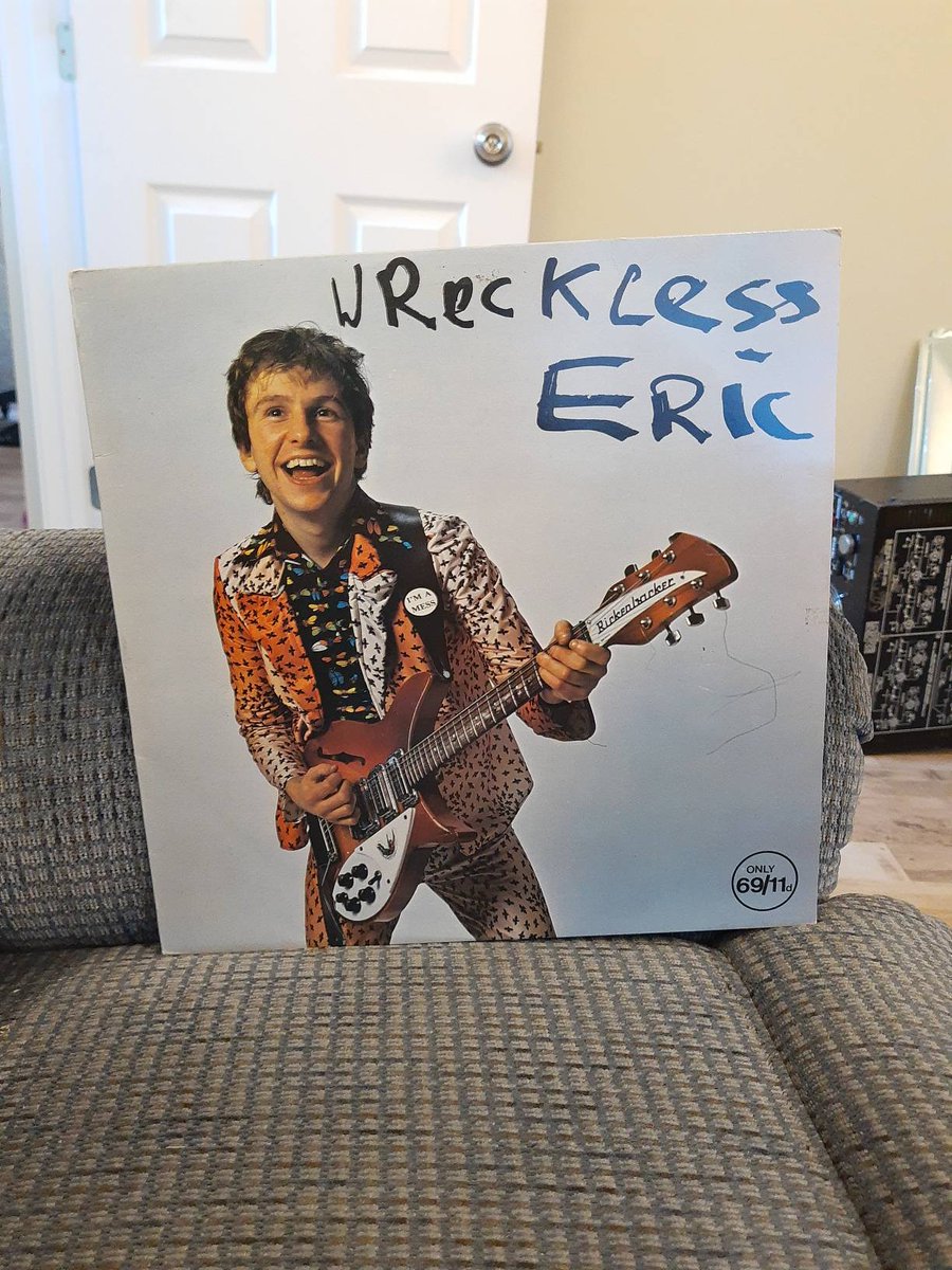 djpbe's tweet photo. Wreckless Eric - Self-titled #nowplaying #nowspinning #vinylcollection #vinylcollectionpost #vinylcommunity #vinyljunkie #vinylgram #vinylrecords #vinyloftheday #vinyl #records #lp #album #albumcover #albumoftheday #70s #ukimport #70spunk #ukpunk #punk #punkrock #stiffrecords https://t.co/B4cSNvPaLf