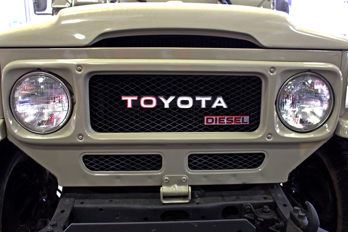 ValleyToyota12's tweet photo. A visitor to our shop over the last couple of days. The classic Toyota Land Cruiser!

#ValleyToyota #valleytoyotachilliwack #TOYOTA #chilliwack #classic #ThrowbackThursday #Wow #OwnerApproved https://t.co/29y61K2j9K